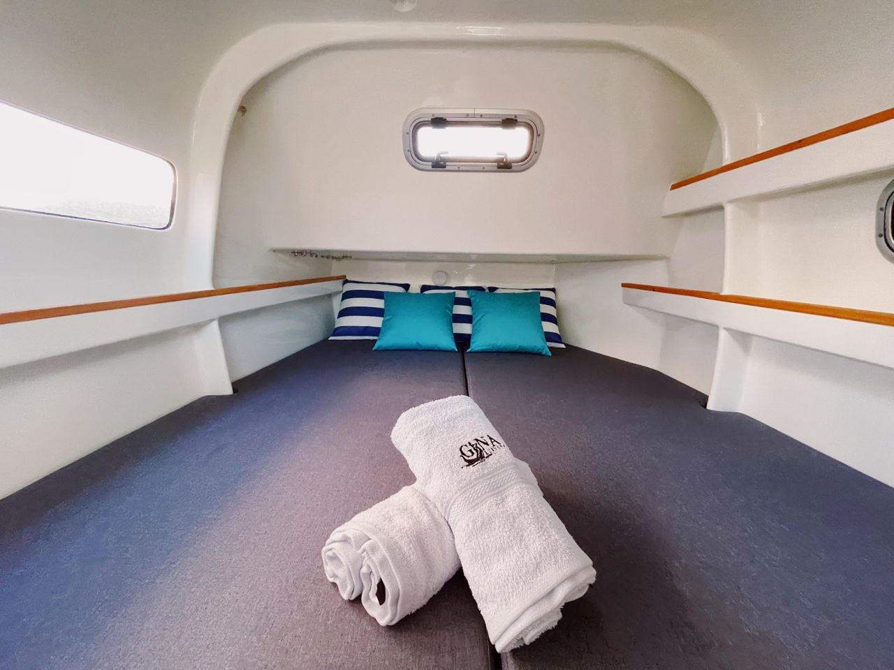 Rubylite 31ft Charter, photo 3 of 12