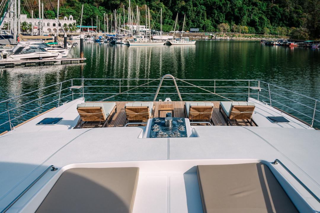 Lagoon 620 Luxury Power Cat bareboat (12-20), photo 5 of 8