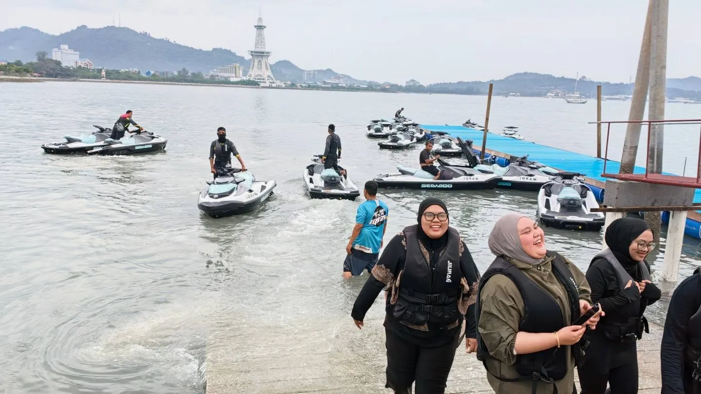 JetSki Tour · Dataran Helang (Eagle Square), photo 5 of 14
