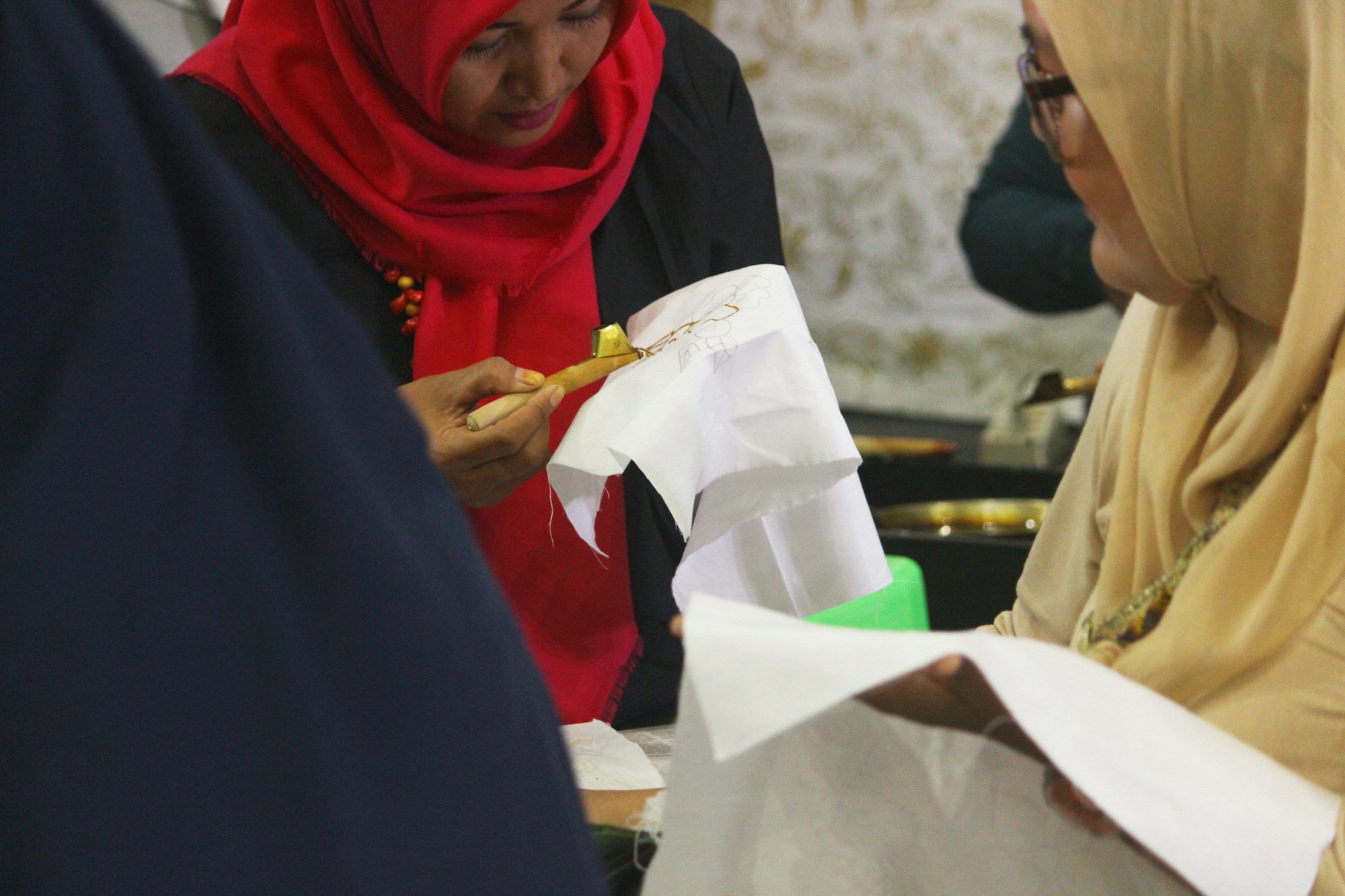 Atma Alam Batik Painting Workshop, photo 4 of 14