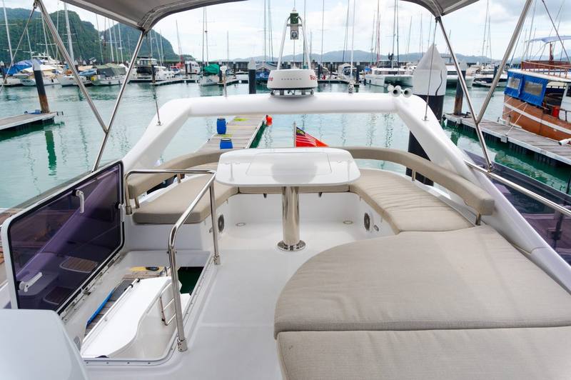 Ferretti 46 Luxury Motor Yacht (10), photo 2 of 7