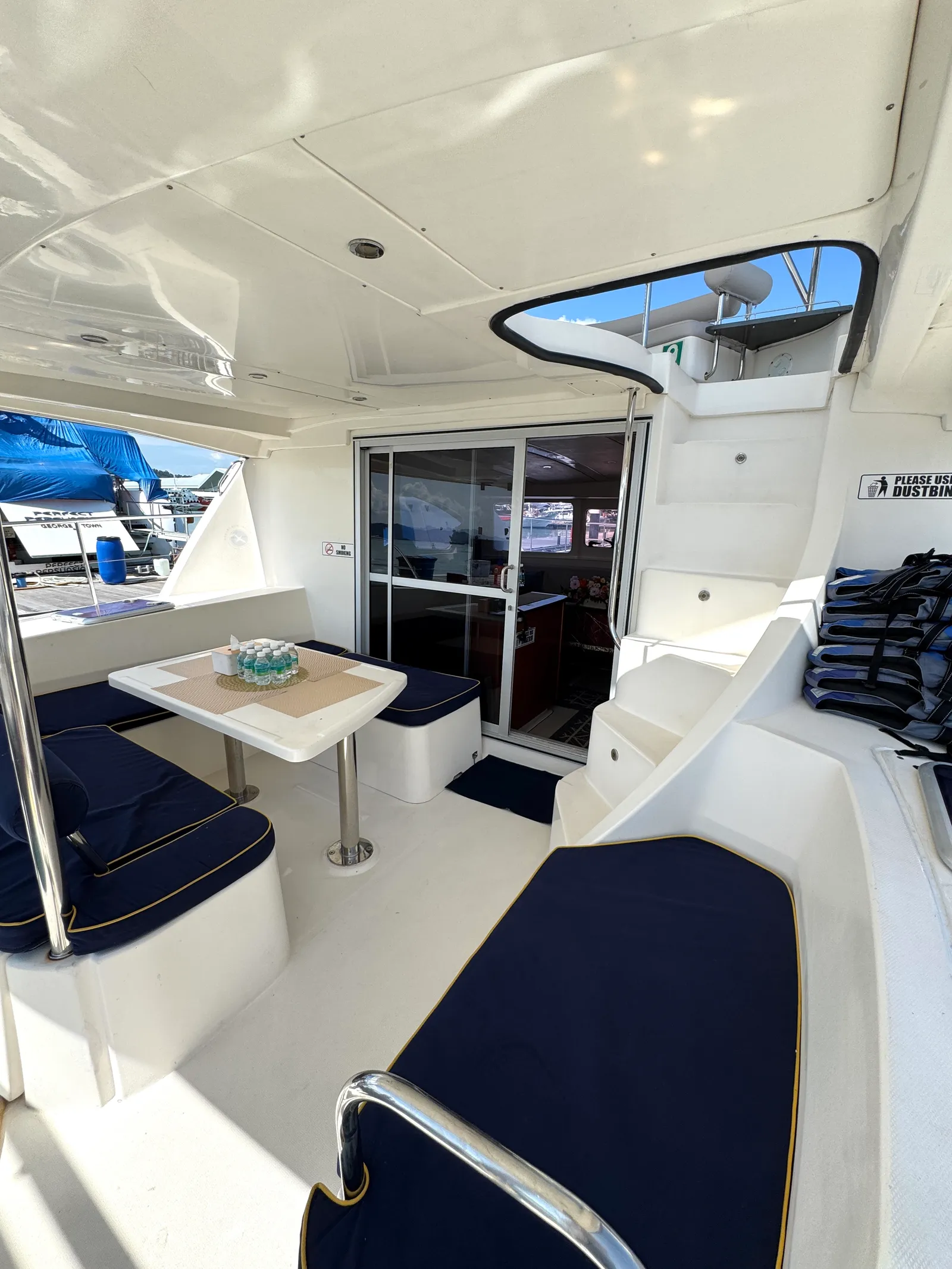 Ocean Bliss 40ft Charter, photo 7 of 12
