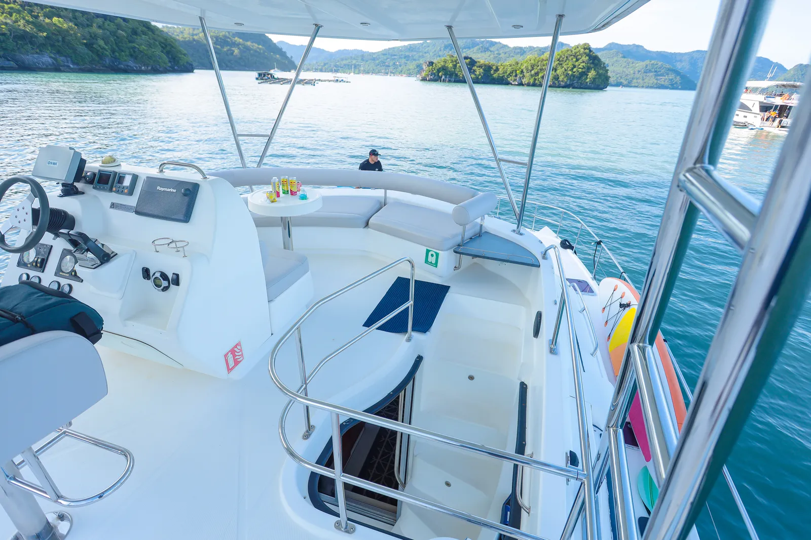 Ocean Bliss 40ft Charter, photo 10 of 12