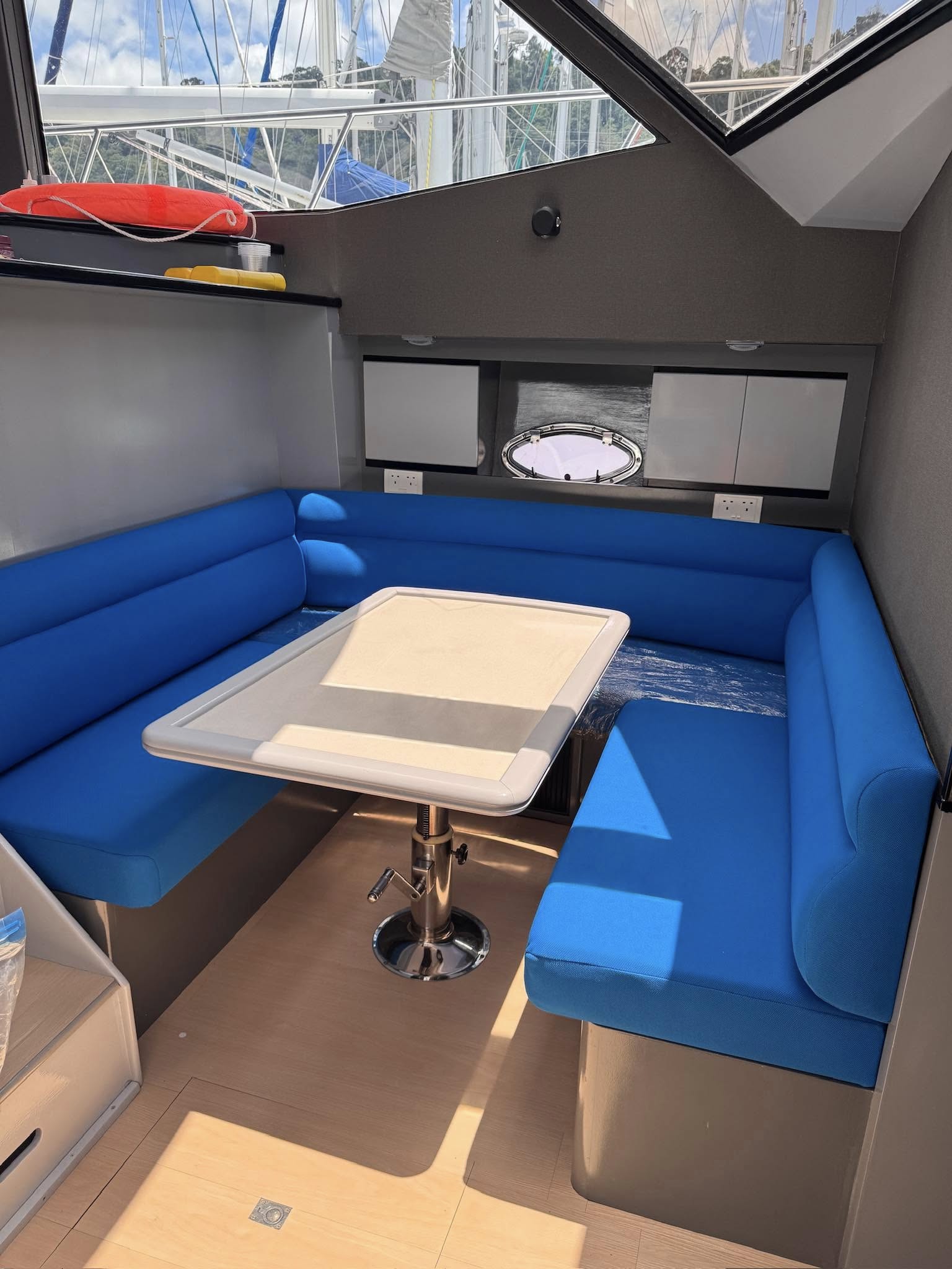 One & Only 53 Motor Yacht bareboat (33), photo 5 of 6