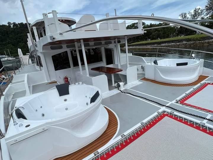 Super Rich Power Cat bareboat (35), photo 4 of 8